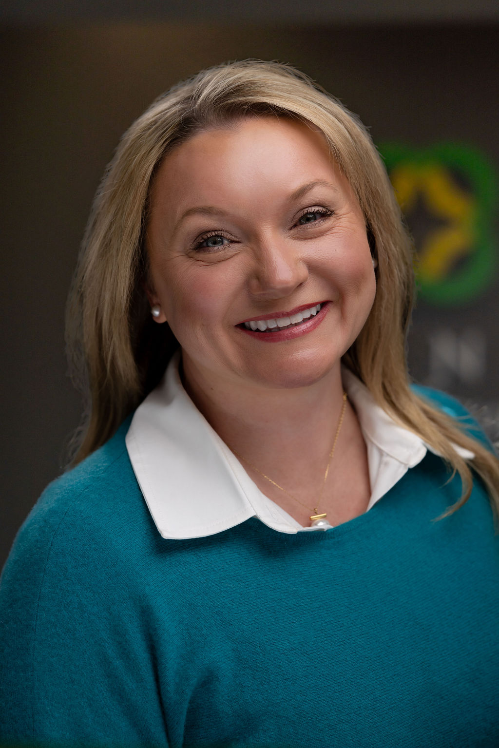 Nickie Bell headshot