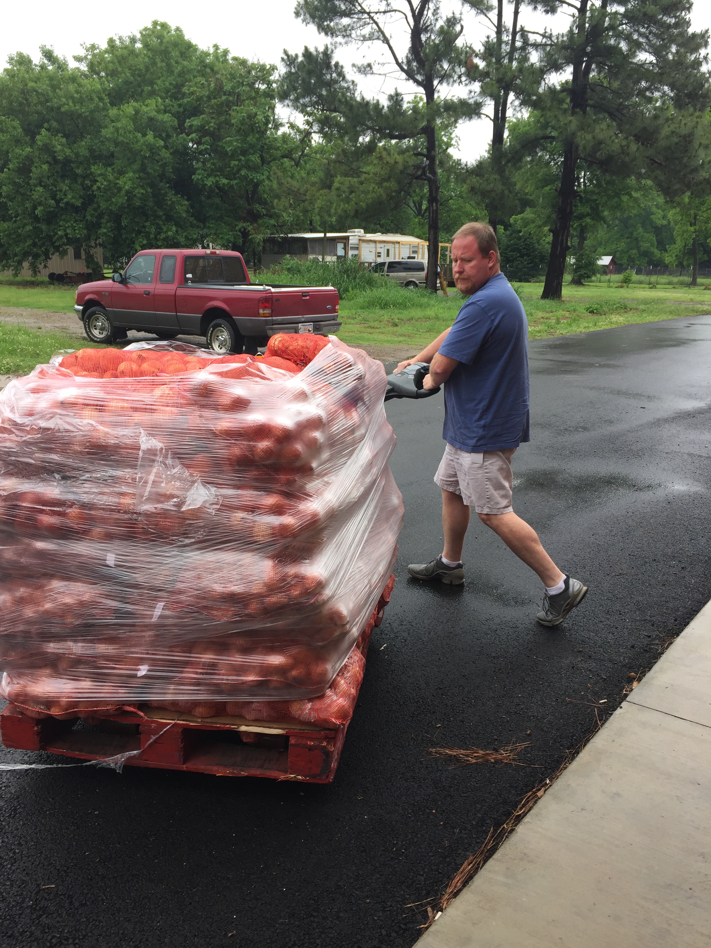 Communities Work to Stop Hunger